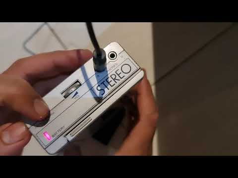 Test of used SONY WM-4 Walkman listed for sell on eBay by Retro-Tech-Explorer.(4k 60fps)