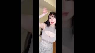 ハミ出ちゃいそう#Shorts