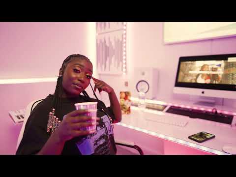 Br3nya - Calling My Phone Freestyle (B Style Series)