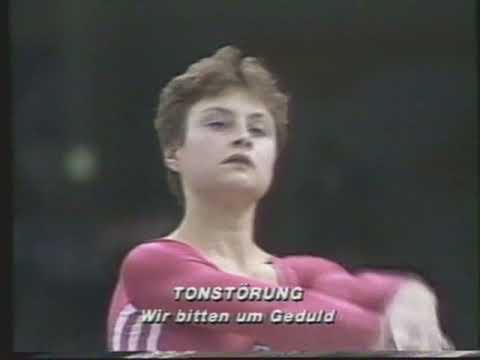 Elena Shoushounova (URS) - Olympics 1988 - Compulsory - Balance Beam