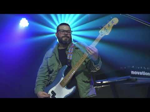 Tan Lejos - El Otro Astronauta