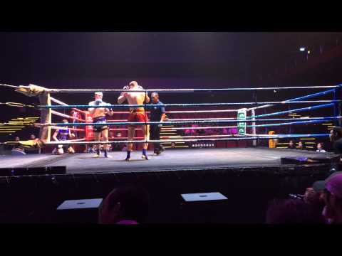 Victor Sitmonchai round 1 Asiatique