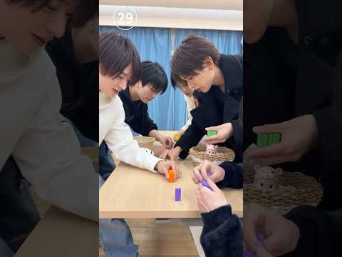 ACEes official【那須誕生日🎂】時間に追われてドミノを並べる男たち👶