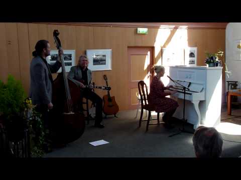 Katarina Vermeulen in de kerk van Oudendijk deel 1
