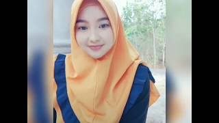 Download lagu Kumpulan video lagu Cewek cantik berhijab 2018 'bikin baper' mp3