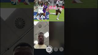 😅📱Social media is serious business. Right, Dumfries? #RealMadrid #Madridistas