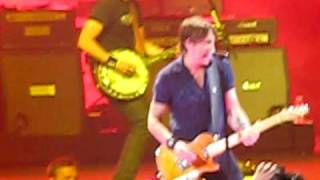 Keith Urban - Hit The Ground Running