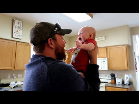 He Loves His Papa! Video