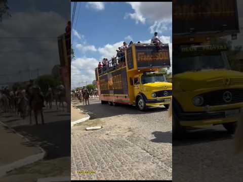 Mercedes-Benz 1113 Trio FranciSOM Cavalgada 2026 Parelhas-RN