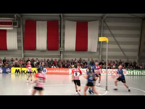 Fortuna MHIR tegen KZ 2e kruisfinale 2013