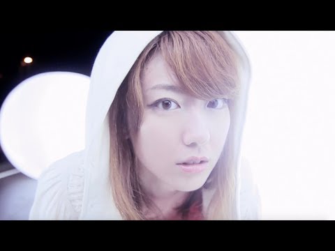 moumoon「moonlight」(Official Music Video)