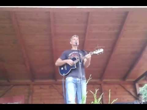 benefiční koncert 29.6.2013 Martin Maxa -barmanka