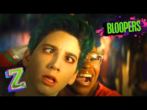 ZOMBIES 2 Bloopers 🤣 | ZOMBIES 2 | @disneychannelmusic