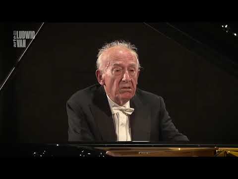 Beethoven Piano Sonata No 31 A♭ major Op 110 Maurizio Pollini