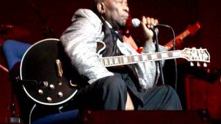 BB King - "Key to the Highway" LIVE