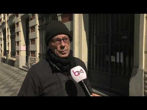 Les fans et les proches d’Arno rendent un dernier hommage à l’artiste