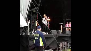 Jedward - A Girl Like You