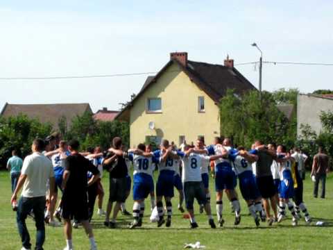 Rapid Domaniów 2:6 Lotos Gaj Oławski siesta po wygranej