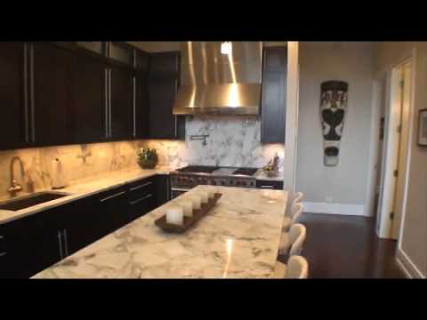 Video: Inside a duplex at 813 West Fulton