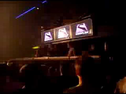 DJ Q-ic vs The Playboyz@ Complex 13-09-08 nr 2