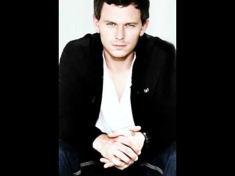 Fedde Le Grand vs Nirvana & Alex Gaudino & Jason Rooney - Metrum Spirit