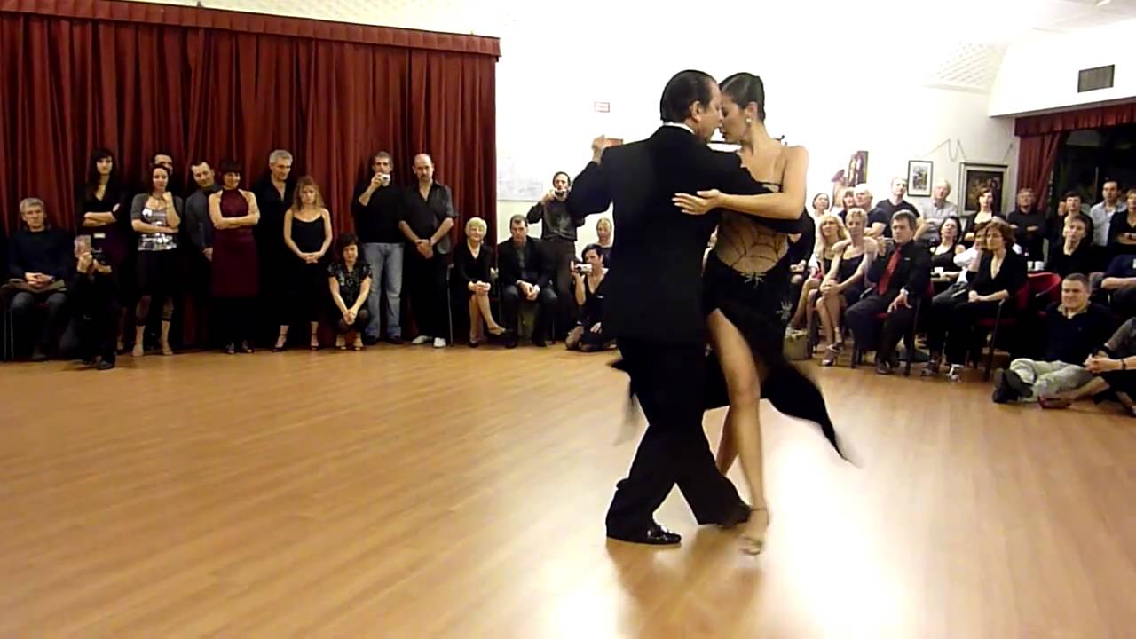 Miguel Angel Zotto y Daiana Guspero - Tango 1 -  U