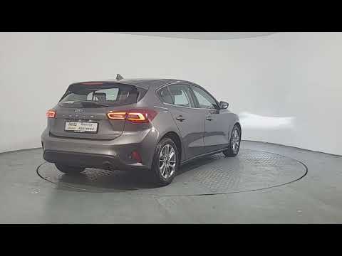 Ford Focus TITANIUM Petrol Manual - Image 2