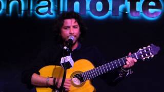 Manuel Carrasco. Mujer de las mil batallas