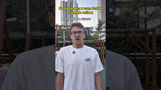 PESSOAS SEM X COM ÓCULOS FAZENDO COISAS - Pt 4