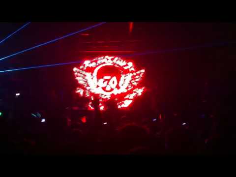 Fatboy Slim @ Canada Day   Hello Sidney Samson Remix