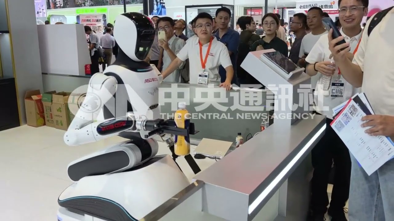 大陸組專題  各式機器人工作場景反應畫面