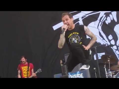 Donots - "Das Neue bleibt beim Alten" live beim Southside-Festival 2014