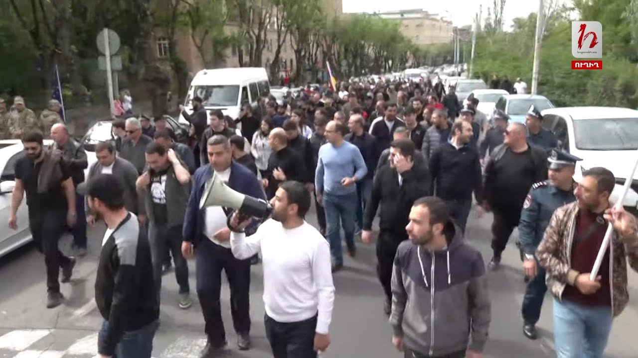 Անհնազանդության ակցիաներ, երթեր․ ուղիղ