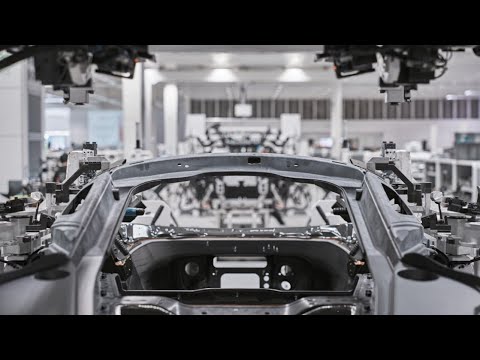 McLaren Tech Club - Episode 20 - The science of lightweight