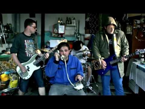 KZ - KULTURNÍ ZŘÍZENOST - Rakenroll (Official Music Video 2013)