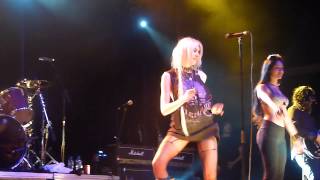 The Pretty Reckless - Goin&#39; Down HD (Live in Curitiba-Brasil)