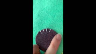 How to // Whipstitch in Felt Appliqué
