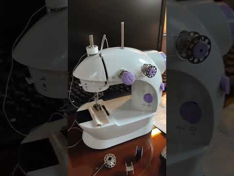 Мини швейная машина как по менять, правильно заправить катушку #wisdomofficial #shor #youtubeshorts