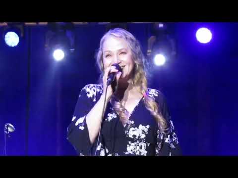 Joan Osborne -  One Of Us   April 9, 2022