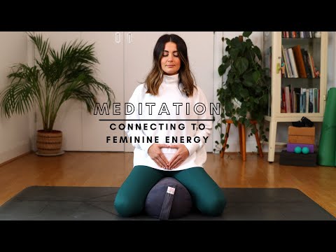 FERTILITY MEDITATION | CONNECT TO FEMININE ENERGY | FERTILITY YOGA | WELL WITH HELS