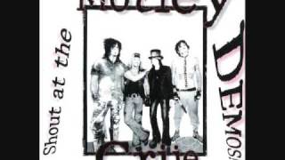 Mötley Crüe - Sinners &amp; Saints [Demo]