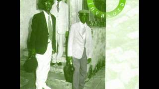 Estudiantina invasora - Ven, baila conmigo