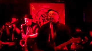 Monkey "Fakin' Jamaican" (Skankin' Pickle cover) at Thee Parkside 06.16.11