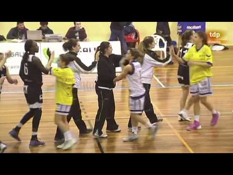 Triple final de Arantxa Novo en Ferrol