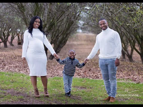 Lindsey Deanne Photography video.