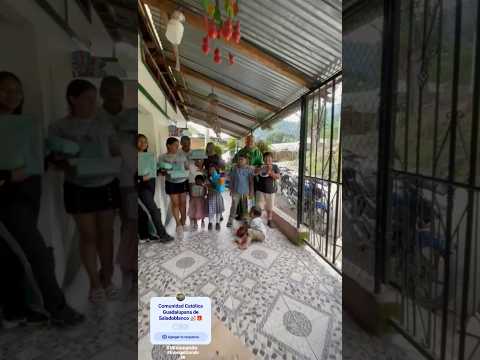 Entregando unos pequeños detalles en la Comunidad Católica Guadalupana del Diamante Saladoblanco 💒🎁