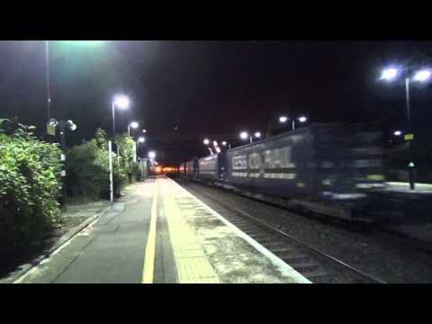 66 425/301 passes Acton Bridge working 4M48 Mossend Euroterminal 19/6/15
