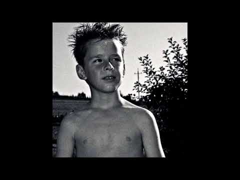 maly elvis - metropolie (prod. maly elvis) [METROPOLIE]