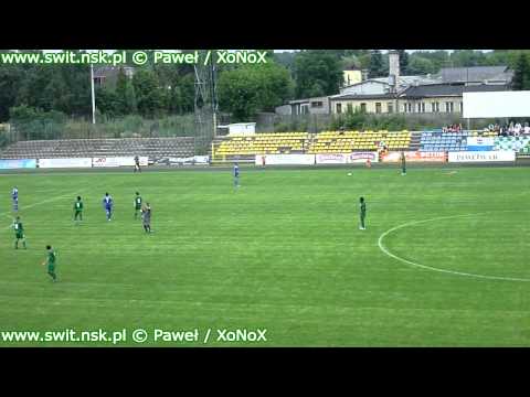 www.swit.nsk.pl - Świt Nowy Dwór Maz. - Ruch Wysokie Maz. 1-0 (1-0) - fragmenty I połowy