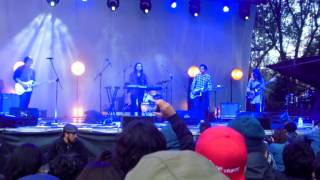Lorelle Meets The Obsolete - Waves over Shadows - (Festival Nrmal 12-03-17)